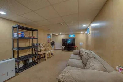 7 Oakwood Ave, Randolph, MA 02368 - Photo 28