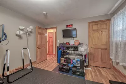 7 Oakwood Ave, Randolph, MA 02368 - Photo 12