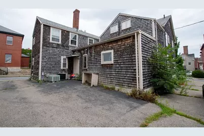 13 S 6th St, New Bedford, MA 02740 - Photo 38