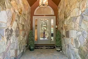 30 Autumn Ln, Hamilton, MA 01982 - Photo 4