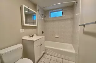 60 Auburn St, Medford, MA 02155 - Photo 6