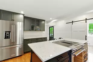 267 S Main St, Hopedale, MA 01747 - Photo 24