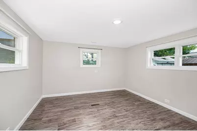 209 New Yorker Avenue, Chelmsford, MA 01824 - Photo 6