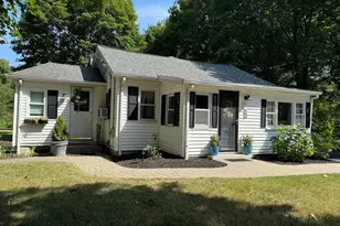 50 Comfort St, Bridgewater, MA 02324 - Photo 2