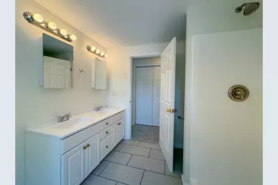 34 Kevins Way, Easton, MA 02375 - Photo 12
