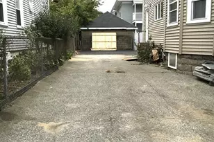 31 Wellington Rd, Medford, MA 02155 - Photo 10