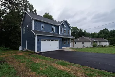42 Roy St, Ludlow, MA 01056 - Photo 4