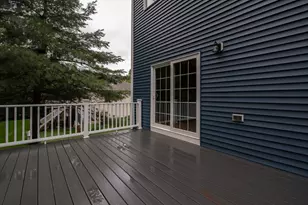 42 Roy St, Ludlow, MA 01056 - Photo 6