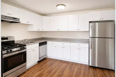 361 Hildreth St #24, Lowell, MA 01850 - Photo 2