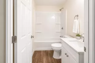 361 Hildreth St, Lowell, MA 01850 - Photo 6