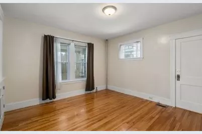 278 Greenwood St #1, Worcester, MA 01607 - Photo 6