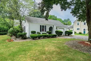 59 Ingersoll Grove, Springfield, MA 01109 - Photo 2