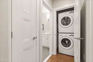 425 Lagrange St, Boston, MA 02132 - Photo 24