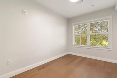 425 Lagrange St #203, Boston, MA 02132 - Photo 8