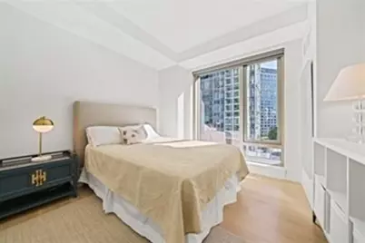 133 Seaport Blvd #1017, Boston, MA 02210 - Photo 16