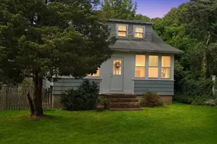 70 Wings Neck Rd, Bourne, MA 02559 - Photo 2