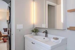 9 Walnut St, Northampton, MA 01060 - Photo 10