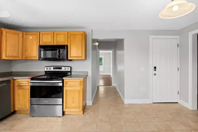 36 Cedar St #2A, Worcester, MA 01609 - Photo 4