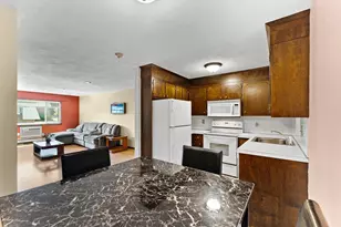1 Hallmark Gdns, Burlington, MA 01803 - Photo 8