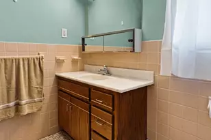 1 Hallmark Gdns, Burlington, MA 01803 - Photo 22