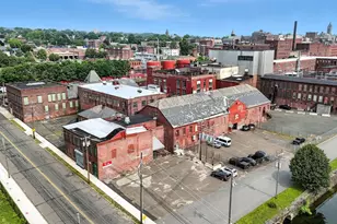 81 Sargeant St, Holyoke, MA 01040 - Photo 1