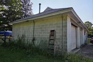 195 E Main St, Norton, MA 02766 - Photo 4