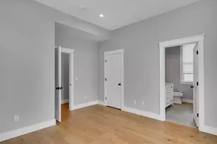 27 Woodbine St, Somerville, MA 02143 - Photo 6