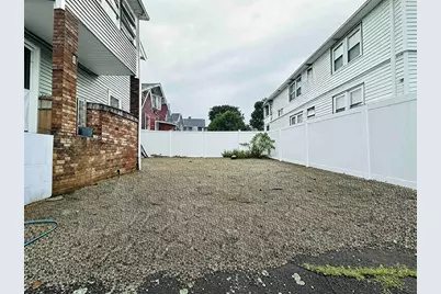 9-11 Bancroft St, Watertown, MA 02472 - Photo 2