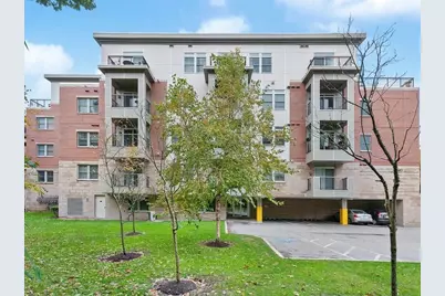 321 Hammond Pond Pkwy #106, Brookline, MA 02467 - Photo 30