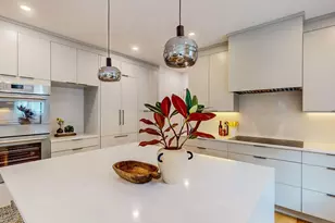 140 Columbia St, Brookline, MA 02446 - Photo 4