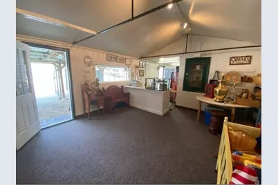 125 E Main St, West Brookfield, MA 01585 - Photo 4