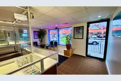 717 Middlesex St, Lowell, MA 01851 - Photo 4