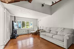 102 Nashawena St, Falmouth, MA 02540 - Photo 22