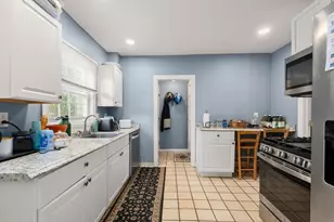 127 Hillberg Ave, Brockton, MA 02301 - Photo 8