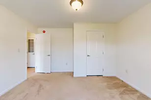 1 Fairway Dr, Brockton, MA 02301 - Photo 22