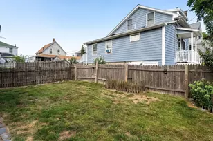 16 Caldwell St, Weymouth, MA 02191 - Photo 28