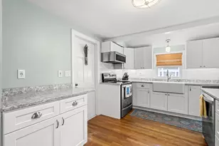 16 Caldwell St, Weymouth, MA 02191 - Photo 6
