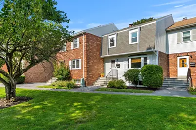 6 Loring Hills Ave #D3, Salem, MA 01970 - Photo 1