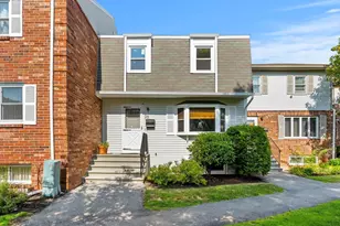 6 Loring Hills Ave, Salem, MA 01970 - Photo 2