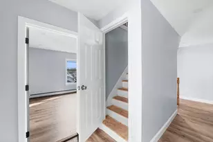 83 Arnold St, Methuen, MA 01844 - Photo 32