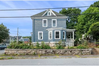 83 Arnold St, Methuen, MA 01844 - Photo 4