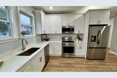 83 Arnold St, Methuen, MA 01844 - Photo 18