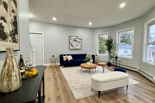 83 Arnold St, Methuen, MA 01844 - Photo 8