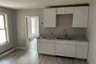 54 Marietta St, North Adams, MA 01247 - Photo 14