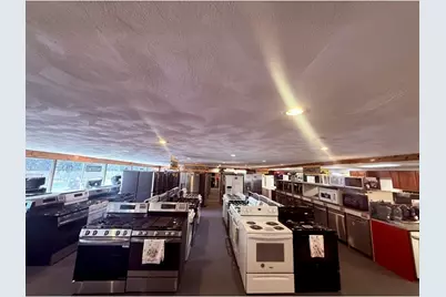 1485 Grafton Rd, Millbury, MA 01527 - Photo 10