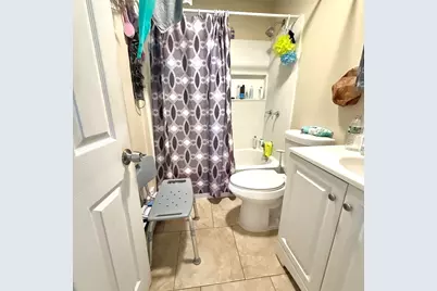 46 Amesbury #4D, Lawrence, MA 01840 - Photo 8