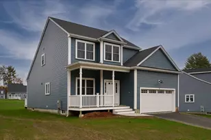 7 Black Bear Cir, Milford, MA 01757 - Photo 24