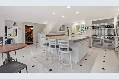 202 Paine St, Bellingham, MA 02019 - Photo 12