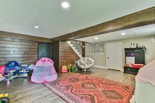 20 Lakeview Rd, Webster, MA 01570 - Photo 28