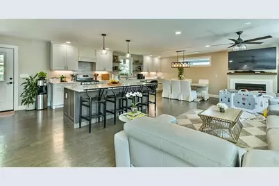 20 Lakeview Road, Webster, MA 01570 - Photo 14